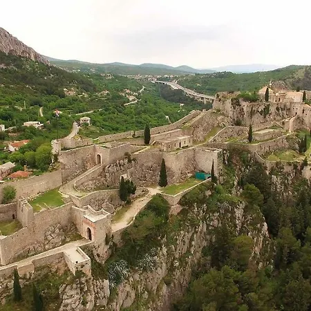 Villa Miramary *